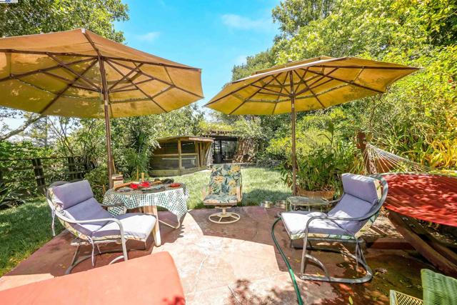21 Red Rock Way, San Rafael CA: https://media.crmls.org/mediaz/d843c76c-42af-4a02-b363-db18ac515800.jpg