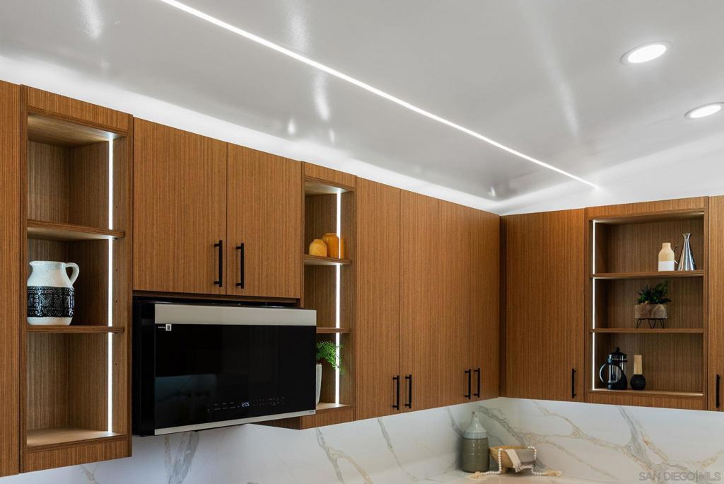 2729 Gobat Avenue - photo 12