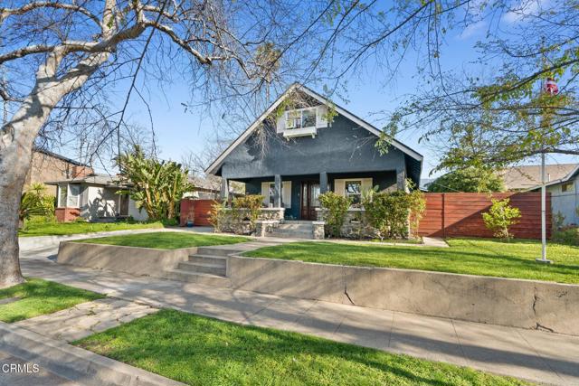 505 Palisade Street, Pasadena CA: https://media.crmls.org/mediaz/d844da0a-7ef0-47fb-8029-67639ce01daa.jpg