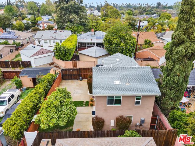 15031 15033 Hartland Street, Van Nuys CA: https://media.crmls.org/mediaz/d84500bc-47ac-4437-9360-8452ba084e2b.jpg