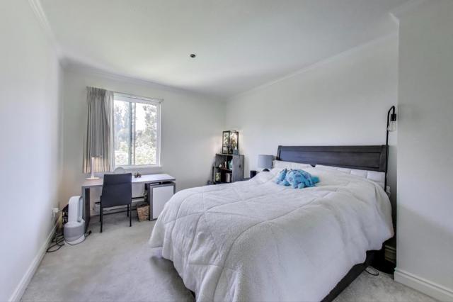 525 Almer Road, Burlingame CA: https://media.crmls.org/mediaz/d8478579-986e-4966-978f-31eb5834de89.jpg
