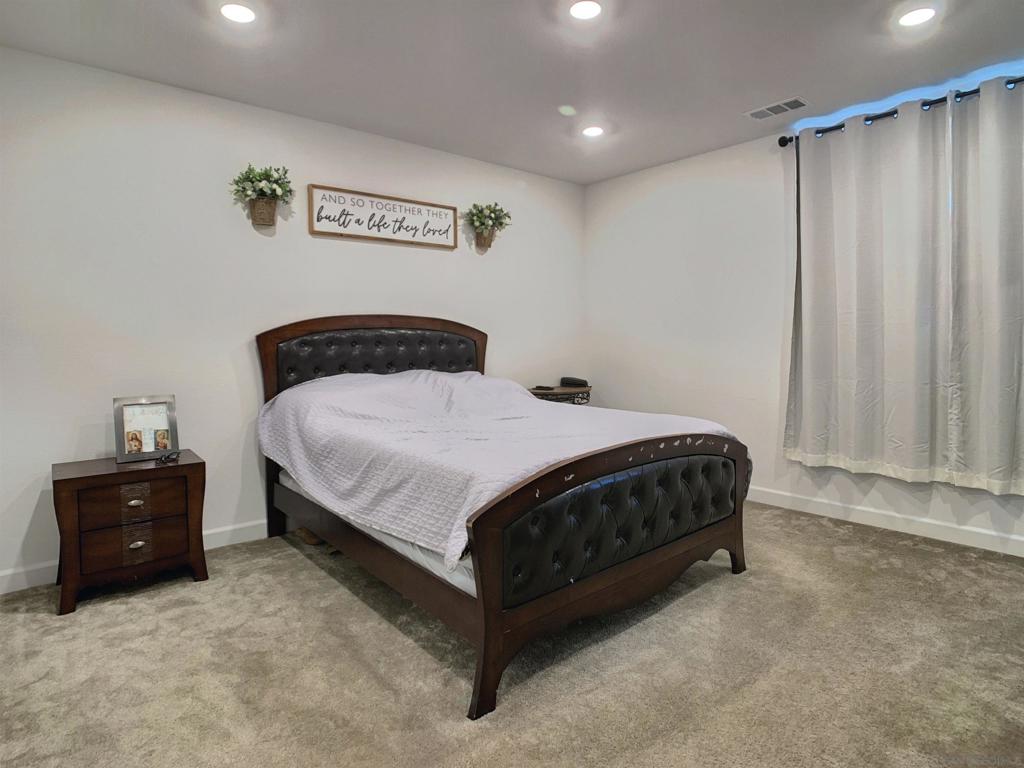 MLS #250039012SD image #22