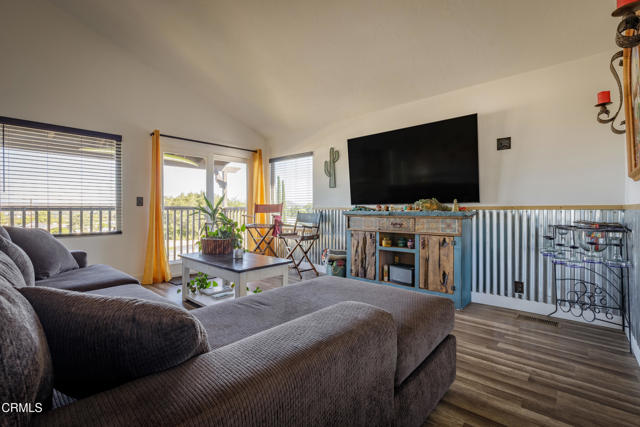 Detail Gallery Image 20 of 59 For 122 Beech Rd, Newbury Park,  CA 91320 - 3 Beds | 2 Baths