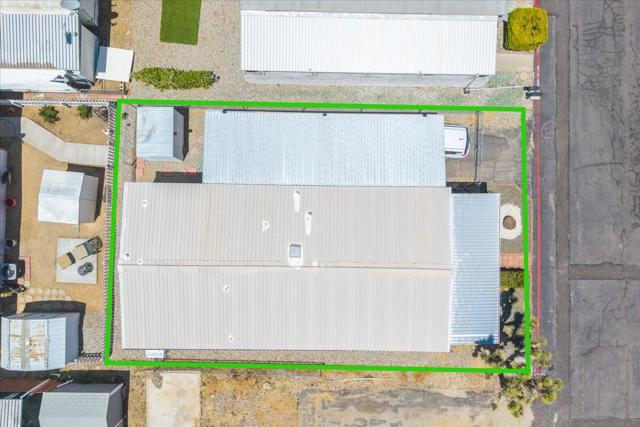7425 Church Street, Yucca Valley CA: https://media.crmls.org/mediaz/d8489200-bc2d-4e42-b59e-11cc14eb07e9.jpg