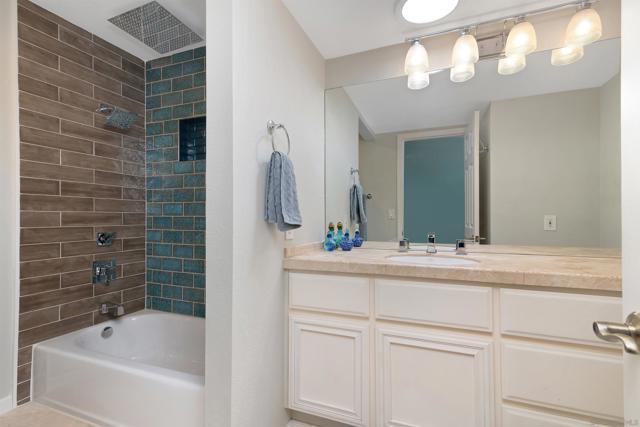 23606 Country Villa Rd, Ramona CA: https://media.crmls.org/mediaz/d849ce9b-972c-403a-b06d-11aa595f9aad.jpg