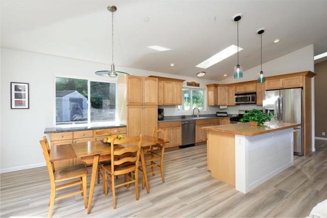 2889 Branciforte Drive, Santa Cruz CA: https://media.crmls.org/mediaz/d84a05ac-e5ff-47e0-9fab-9b4cfc028950.jpg