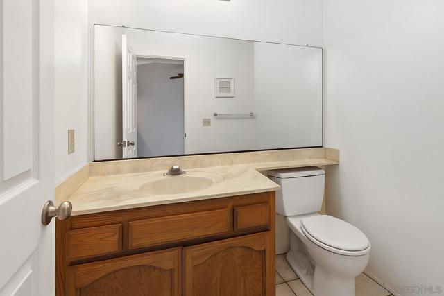 972 8 Sapphire St, San Diego CA: https://media.crmls.org/mediaz/d84a1488-a05a-4912-8123-cc9a370799d8.jpg