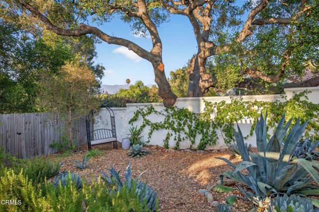 1454 S La Luna Avenue, Ojai CA: https://media.crmls.org/mediaz/d84bee31-7f91-485d-921a-ce56f651dec1.jpg