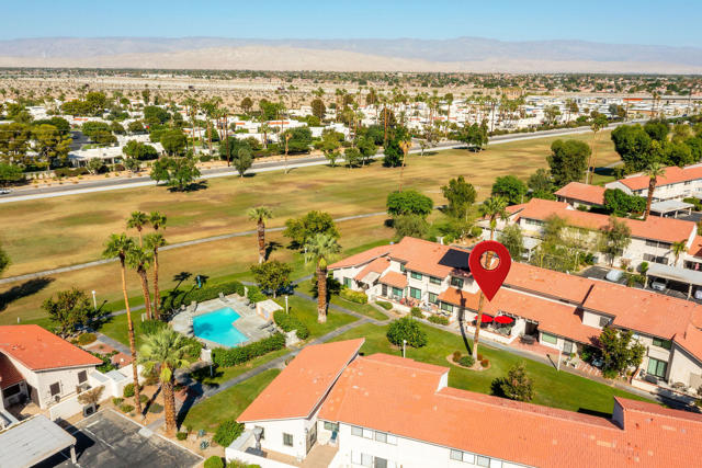 6000 Montecito Drive, Palm Springs CA: https://media.crmls.org/mediaz/d84c0817-6c31-4257-b9f0-07329f99f677.jpg