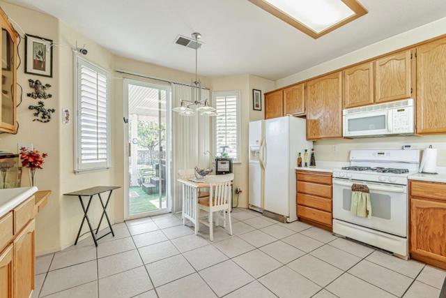 782 Oakhill Way, Rio Vista CA: https://media.crmls.org/mediaz/d84c855a-dabc-48f5-84e4-fd2c8db52a37.jpg