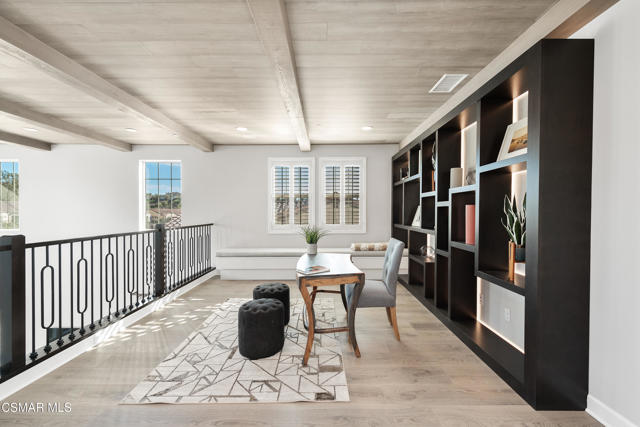 2492 Rondell Road, Camarillo CA: https://media.crmls.org/mediaz/d84d09c3-2564-4127-96d6-40508d206dc3.jpg