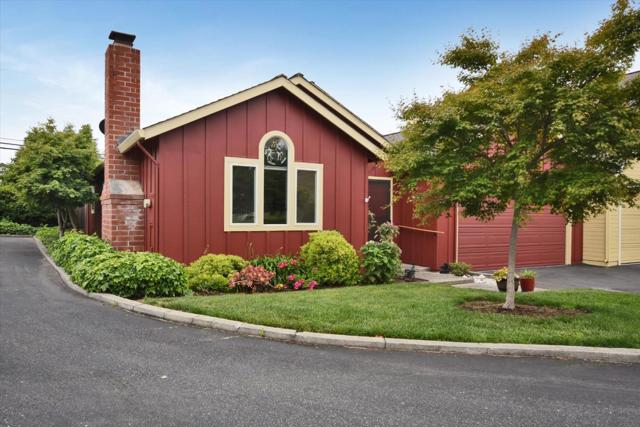 4214 Gull Cove Way, Capitola CA: https://media.crmls.org/mediaz/d84d10dd-c1d9-48ab-86a2-f0b06e150736.jpg