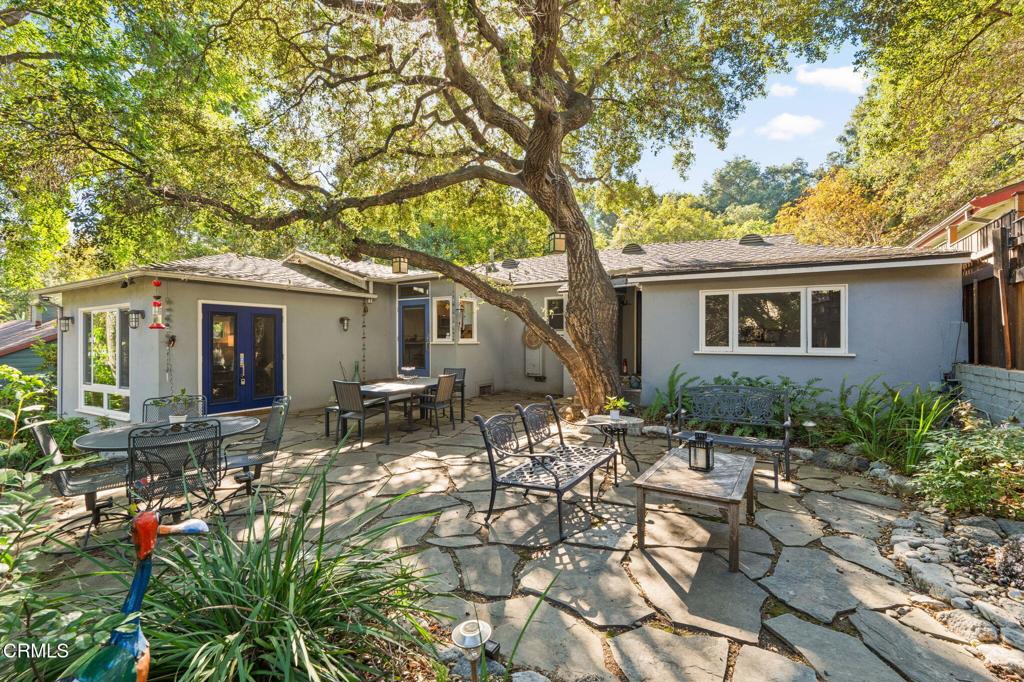 1640 Pasadena Glen Road