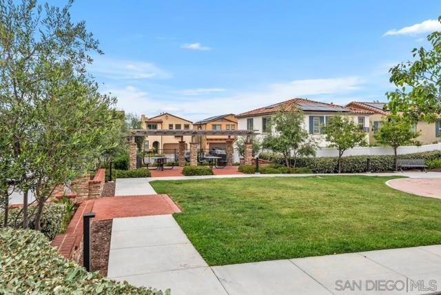 1569 Wildgrove Way, Vista CA: https://media.crmls.org/mediaz/d84f1fb7-7f6a-4b44-b7d8-c1690cadc9a2.jpg