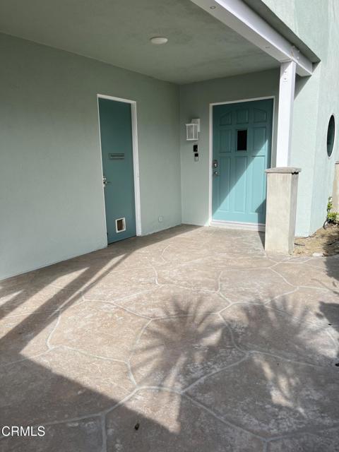 Detail Gallery Image 2 of 41 For 2827 Pierpont Bld, Ventura,  CA 93001 - 4 Beds | 4 Baths