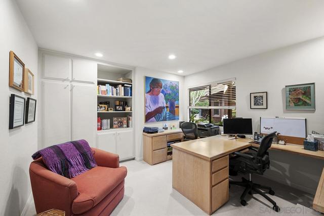 6346 Ridge Manor Avenue, San Diego CA: https://media.crmls.org/mediaz/d850b197-00a8-4ef0-92f4-d04451adc59a.jpg