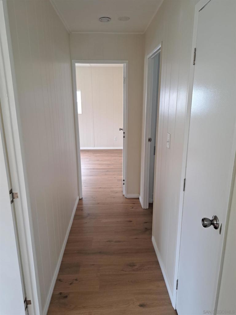 MLS #250026383SD image #18