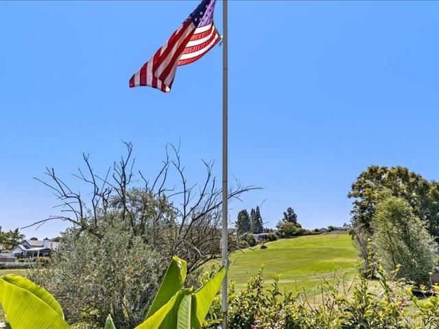 1051 La Reina, San Marcos CA: https://media.crmls.org/mediaz/d851ccb5-77d9-44c4-b9d9-a3bbca2072c8.jpg
