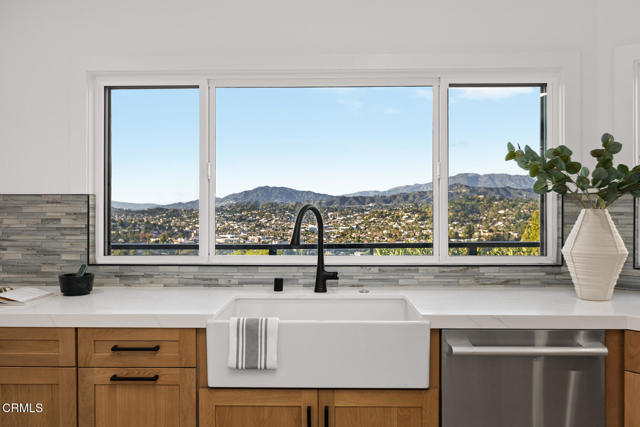 Detail Gallery Image 21 of 74 For 1231 Blair Ave, South Pasadena,  CA 91030 - 5 Beds | 2/2 Baths