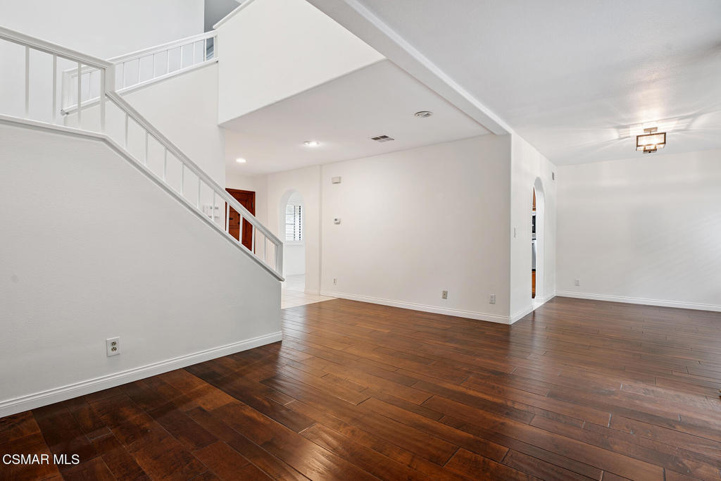 MLS #225004275 img 8