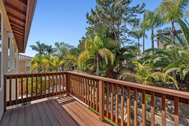 11324 Luxembourg Way, San Diego CA: https://media.crmls.org/mediaz/d8525924-52d6-40bf-b1de-75af93882a30.jpg