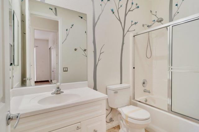 67892 Mccallum Way, Cathedral City CA: https://media.crmls.org/mediaz/d853625c-3f8d-483a-8259-cead9468b947.jpg