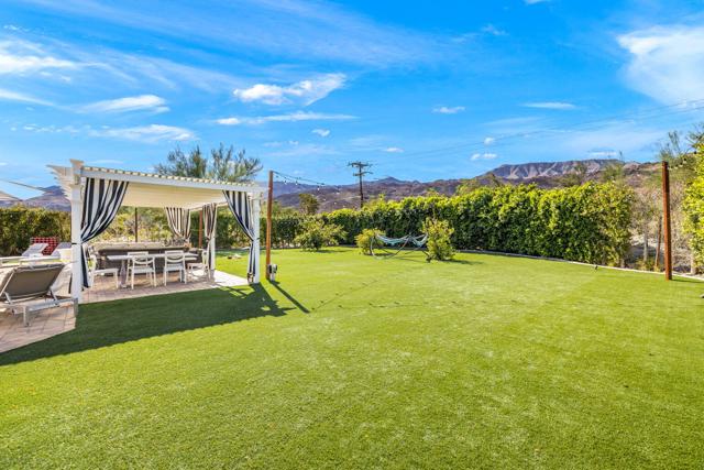 71530 Quail Trail, Palm Desert CA: https://media.crmls.org/mediaz/d853e13e-b281-456c-9796-7d0d820dcad1.jpg