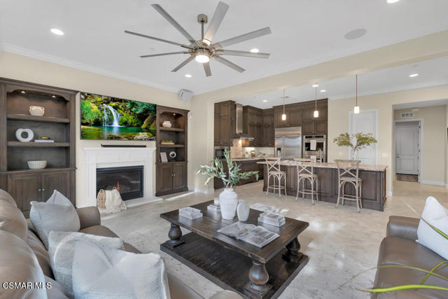 Image 21 of 93 For 6894 Copper Creek Place