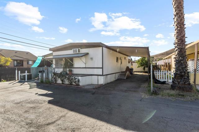 Detail Gallery Image 21 of 29 For 12044 Royal Rd #93,  El Cajon,  CA 92021 - 2 Beds | 1 Baths