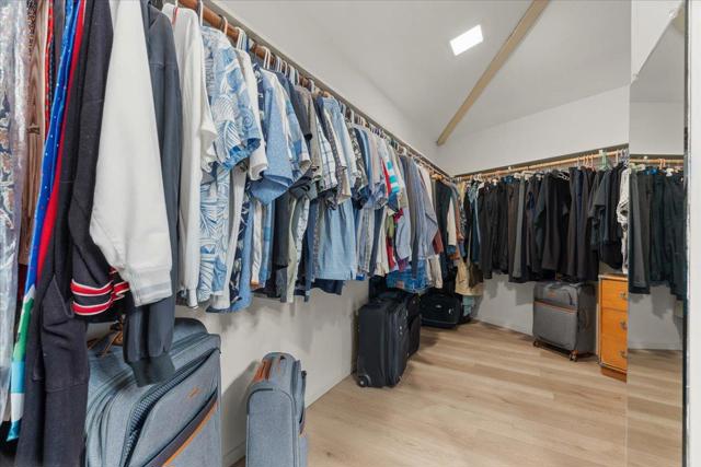 433 Seaview Drive, Aptos CA: https://media.crmls.org/mediaz/d854deab-65ea-4597-894e-885e9c8fd1de.jpg