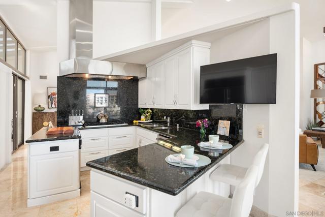 25 The Point, Coronado CA: https://media.crmls.org/mediaz/d855becc-5eb9-4bac-ac16-8de62367e16d.jpg