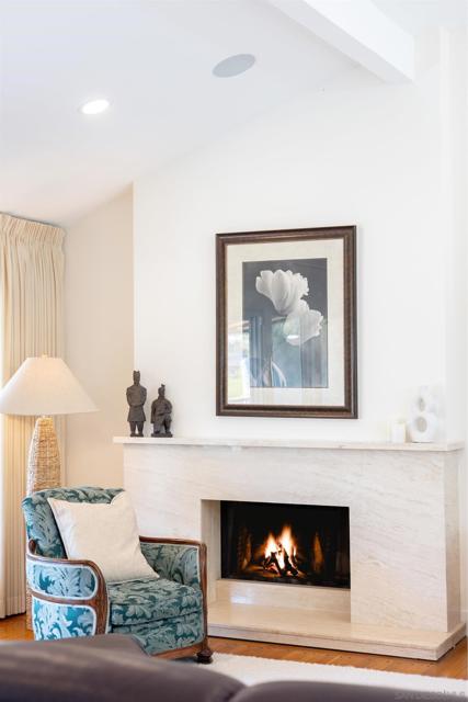 2207 Caminito Cabala, La Jolla CA: https://media.crmls.org/mediaz/d855cd98-c763-4b8f-ae3b-89a68664a22c.jpg