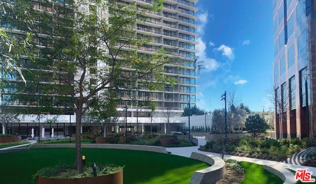 11750 Wilshire Boulevard, Los Angeles CA: https://media.crmls.org/mediaz/d855fbd3-e248-4e6d-a6ae-630759b31bdc.jpg