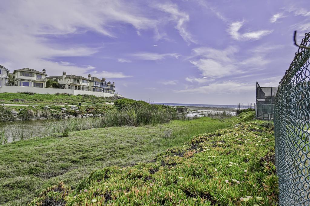 MLS #250027008SD image #16