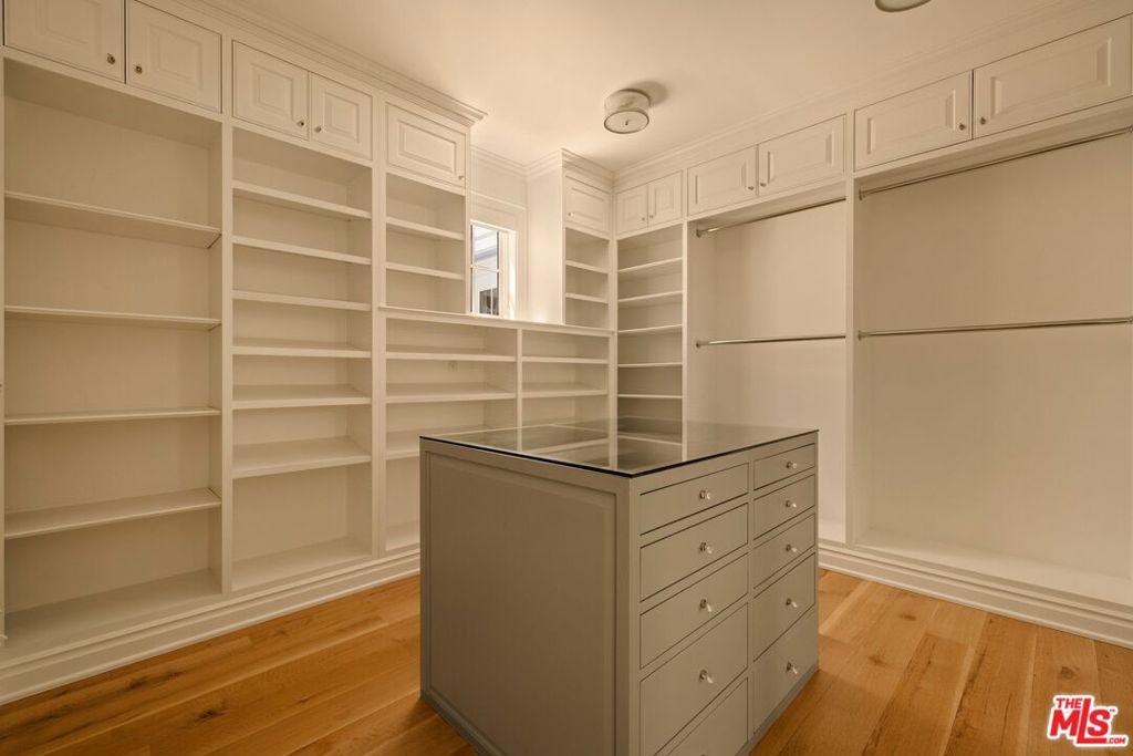 MLS #26837413 image #17