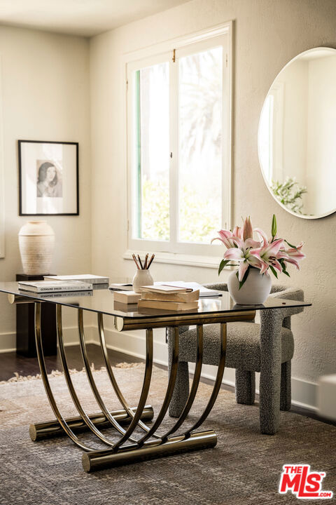 264 Robinson Road, Pasadena CA: https://media.crmls.org/mediaz/d85649b2-1e80-41a2-b171-05390837d175.jpg