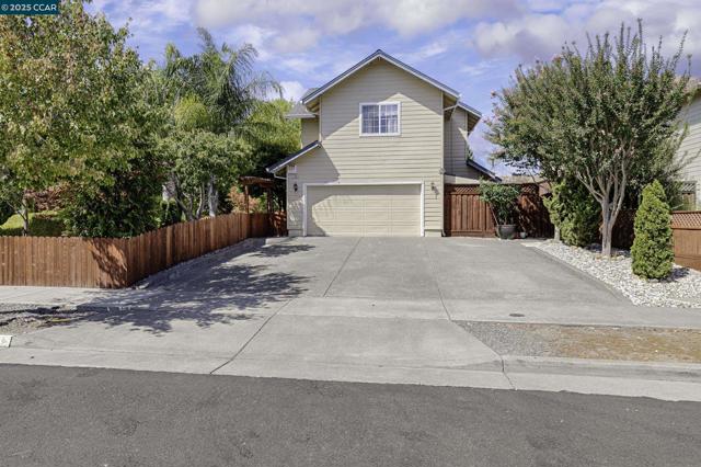 1795 Walnut Creek Dr, Santa Rosa CA: https://media.crmls.org/mediaz/d856c72d-b192-4b3f-a87b-81824aa554a6.jpg