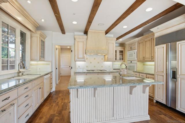 MLS #250038222SD image #10