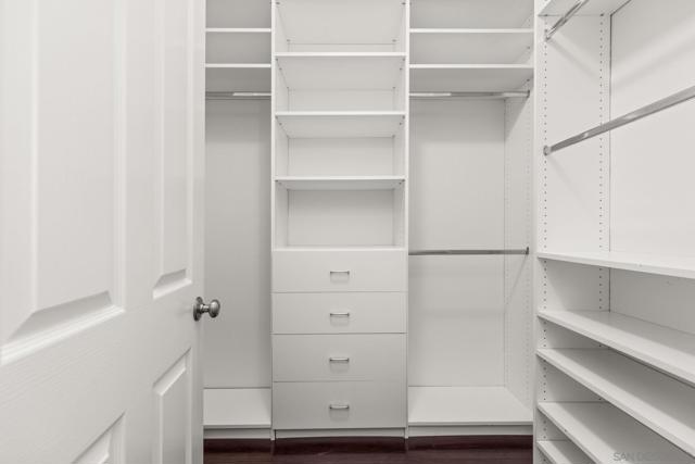 3083 Sprucewood Ln, Escondido CA: https://media.crmls.org/mediaz/d856db0a-6543-4f8d-8701-d370b4428c34.jpg