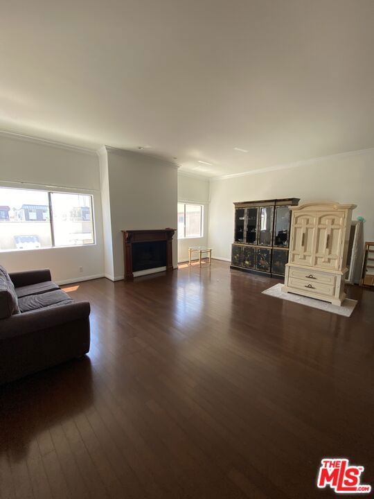 5410 Rhodes Avenue #209