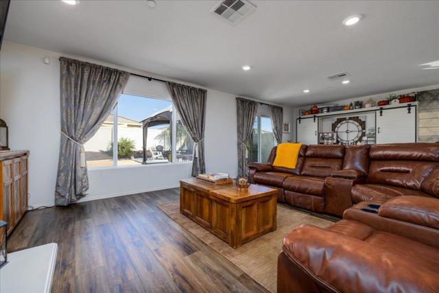 12-Living Room