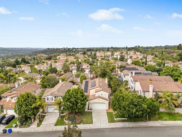 6065 Paseo Monona, Carlsbad CA: https://media.crmls.org/mediaz/d858b8f9-7ac5-4b04-af8f-49f0bf0ea40c.jpg