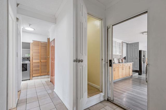 1087 Starlite Drive, Milpitas CA: https://media.crmls.org/mediaz/d858d262-a255-4ec5-84d9-51a08b1b31cf.jpg