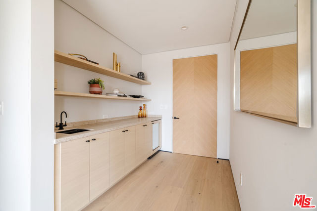 819 N Ogden Drive, Los Angeles CA: https://media.crmls.org/mediaz/d859333f-f5ba-455d-9caa-b4ab8308e3de.jpg