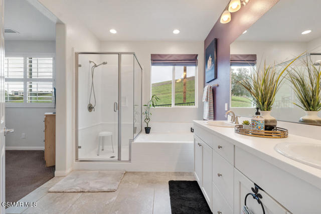 8565 N Walnut Way, West Hills CA: https://media.crmls.org/mediaz/d859e362-8b18-4f16-a175-41a5a37cba37.jpg