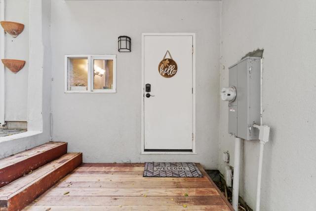 532 Moonrise Lane, Aptos CA: https://media.crmls.org/mediaz/d85bd0a6-68ca-491a-9cd3-2e72ce40d05b.jpg