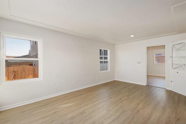 4462 52Nd St, San Diego CA: https://media.crmls.org/mediaz/d85bf9d1-d793-40c2-a74e-1f308fd02a71.jpg