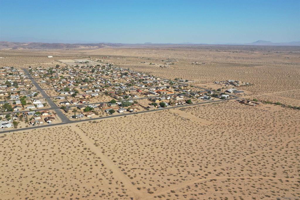 MLS #250043070SD image #25