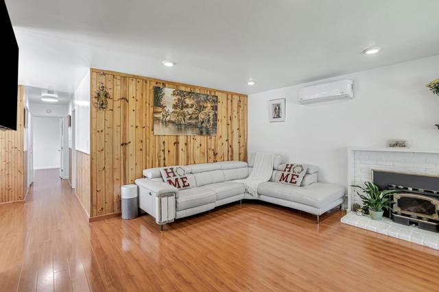 3685 Howe Court, Fremont CA: https://media.crmls.org/mediaz/d85c98a5-eb7c-4e5b-8749-8d5a5042341a.jpg