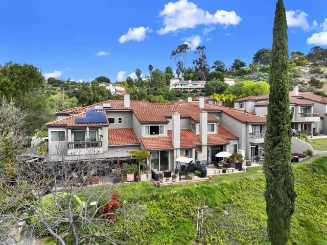 Detail Gallery Image 27 of 33 For 1337 Gary Ln, Escondido,  CA 92026 - 2 Beds | 2/1 Baths